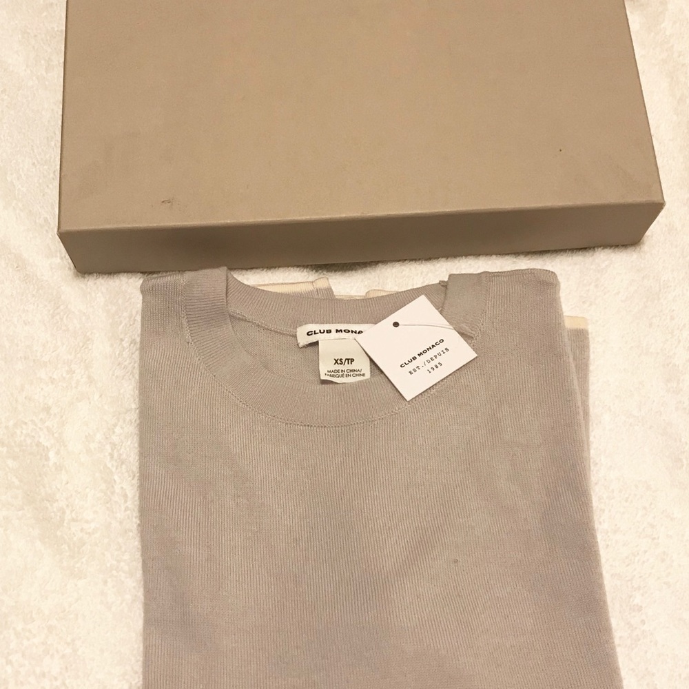 Club Monaco Wool Light Sweater (XS) Color Lavender